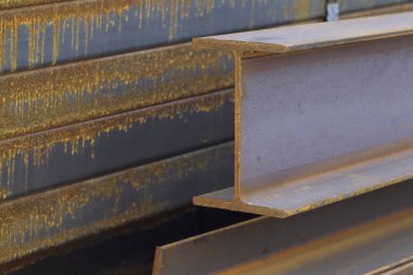 Metal profil kiriş depodaki paketlerine metal ürünleri, Rusya Federasyonu