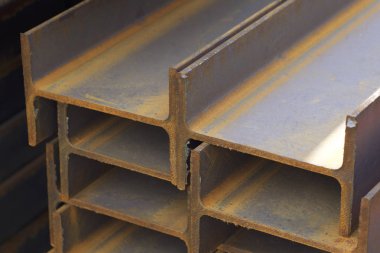 Metal profil kiriş depodaki paketlerine metal ürünleri, Rusya Federasyonu