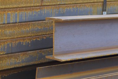 Metal profil kiriş depodaki paketlerine metal ürünleri, Rusya Federasyonu