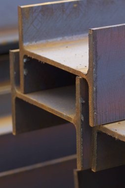 Metal profil kiriş depodaki paketlerine metal ürünleri, Rusya Federasyonu