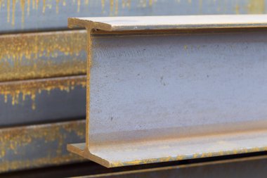 Metal profil kiriş depodaki paketlerine metal ürünleri, Rusya Federasyonu