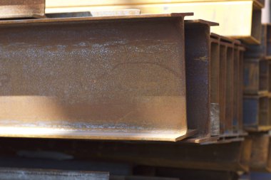 Metal profil kiriş depodaki paketlerine metal ürünleri, Rusya Federasyonu