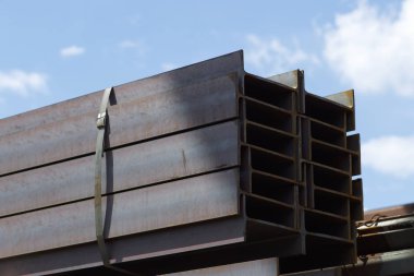 Metal profil kiriş depodaki paketlerine metal ürünleri, Rusya Federasyonu