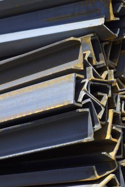 Metal profil kanal depodaki paketlerine metal ürünleri, Rusya Federasyonu