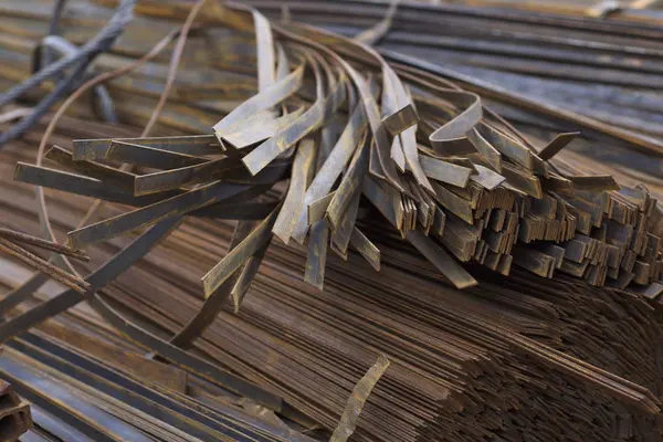 Metal profil şerit depodaki paketlerine metal ürünleri, Rusya Federasyonu