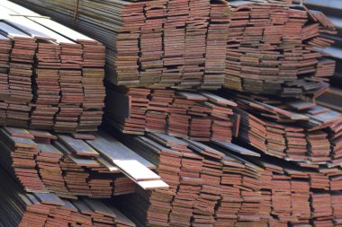 Metal profil şerit depodaki paketlerine metal ürünleri, Rusya Federasyonu