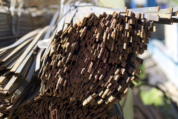Metal profil şerit depodaki paketlerine metal ürünleri, Rusya Federasyonu