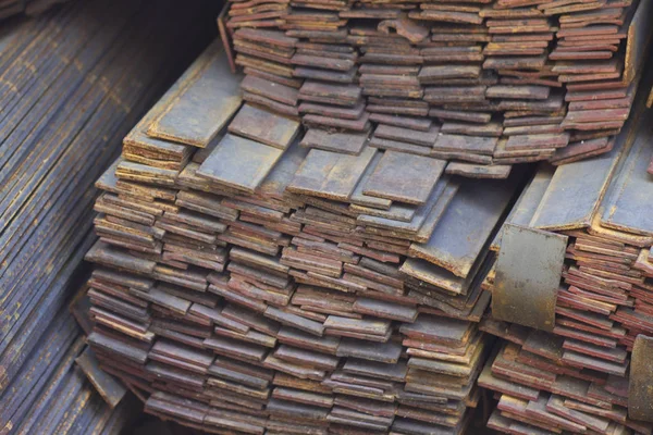 Metal profil şerit depodaki paketlerine metal ürünleri, Rusya Federasyonu