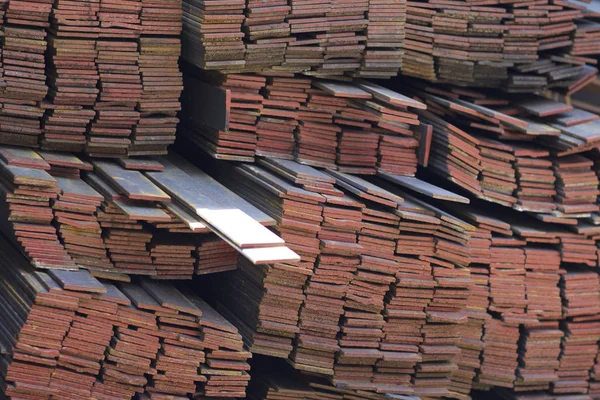 Metal profil şerit depodaki paketlerine metal ürünleri, Rusya Federasyonu