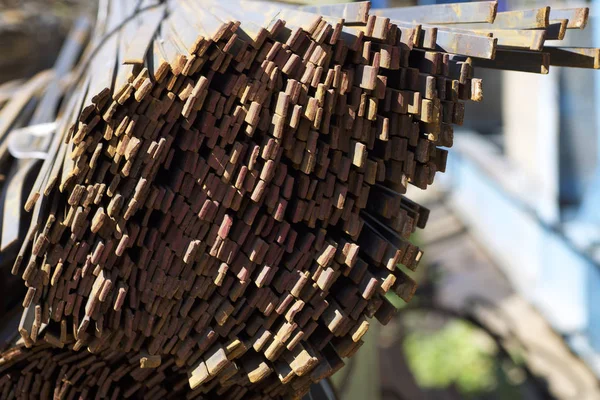 Metal profil şerit depodaki paketlerine metal ürünleri, Rusya Federasyonu