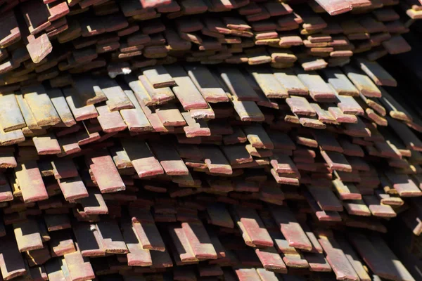 Metal profil şerit depodaki paketlerine metal ürünleri, Rusya Federasyonu