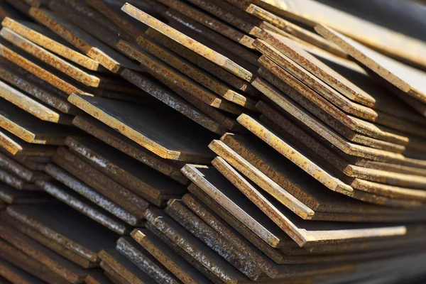 Metal profil şerit depodaki paketlerine metal ürünleri, Rusya Federasyonu