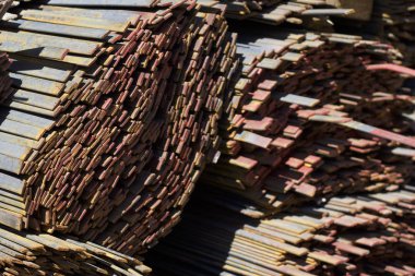 Metal profil şerit depodaki paketlerine metal ürünleri, Rusya Federasyonu