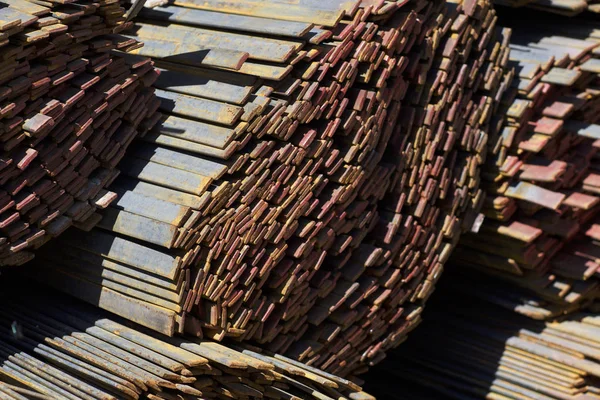 Metal profil şerit depodaki paketlerine metal ürünleri, Rusya Federasyonu