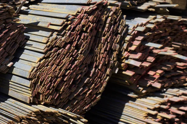 Metal profil şerit depodaki paketlerine metal ürünleri, Rusya Federasyonu