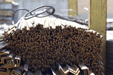 Metal ürünleri, Rusya depodaki paketlerine yuvarlak bölümünün metal profil