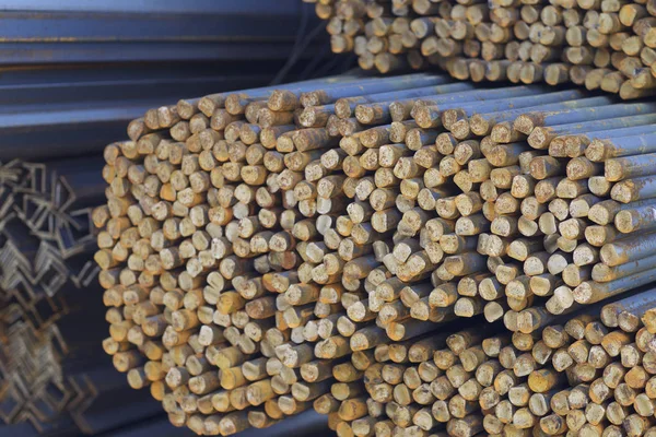 Metal ürünleri, Rusya depodaki paketlerine yuvarlak bölümünün metal profil