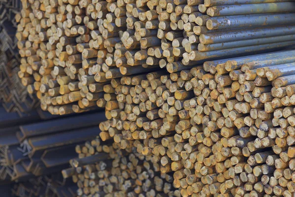 Metal ürünleri, Rusya depodaki paketlerine yuvarlak bölümünün metal profil