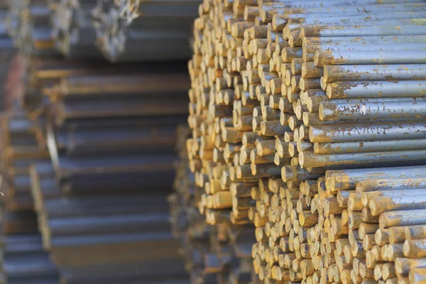 Metal ürünleri, Rusya depodaki paketlerine yuvarlak bölümünün metal profil