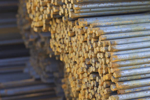 Metal ürünleri, Rusya depodaki paketlerine yuvarlak bölümünün metal profil