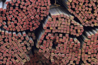 Metal ürünleri, Rusya depodaki paketleri meydanda metal profil