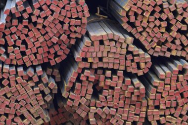 Metal ürünleri, Rusya depodaki paketleri meydanda metal profil