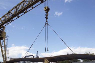 Vinç ve depoda bindirme sırasında yapısal unsurları