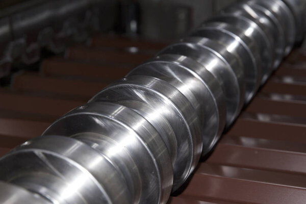 Rolling mill shafts for profiled sheet production, Russia