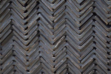 Metal profil açısı metal ürünlerin depodaki paketlerinde