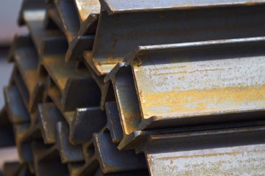 Metal profil kiriş depodaki paketlerine metal ürünleri, Rusya Federasyonu