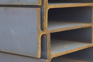 Metal profil kiriş depodaki paketlerine metal ürünleri, Rusya Federasyonu