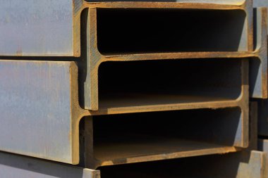 Metal profil kiriş depodaki paketlerine metal ürünleri, Rusya Federasyonu