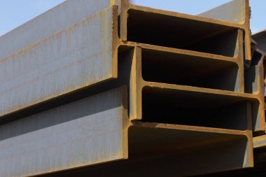 Metal profil kiriş depodaki paketlerine metal ürünleri, Rusya Federasyonu