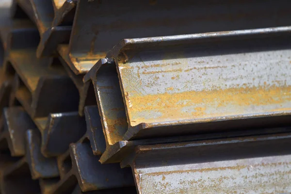 Metal profil kiriş depodaki paketlerine metal ürünleri, Rusya Federasyonu