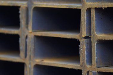 Metal profil kiriş depodaki paketlerine metal ürünleri, Rusya Federasyonu