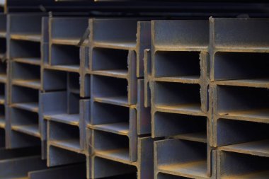 Metal profil kiriş depodaki paketlerine metal ürünleri, Rusya Federasyonu