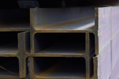 Metal profil kiriş depodaki paketlerine metal ürünleri, Rusya Federasyonu