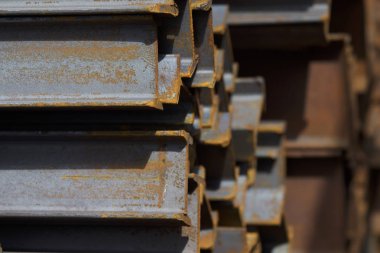 Metal profil kiriş depodaki paketlerine metal ürünleri, Rusya Federasyonu