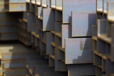 Metal profil kiriş depodaki paketlerine metal ürünleri, Rusya Federasyonu