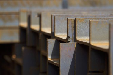 Metal profil kiriş depodaki paketlerine metal ürünleri, Rusya Federasyonu