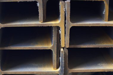 Metal profil kiriş depodaki paketlerine metal ürünleri, Rusya Federasyonu