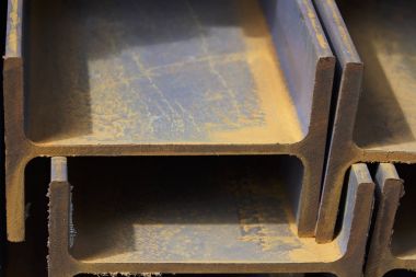 Metal profil kiriş depodaki paketlerine metal ürünleri, Rusya Federasyonu