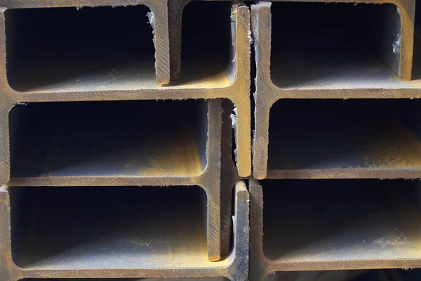 Metal profil kiriş depodaki paketlerine metal ürünleri, Rusya Federasyonu