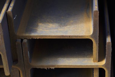 Metal profil kiriş depodaki paketlerine metal ürünleri, Rusya Federasyonu