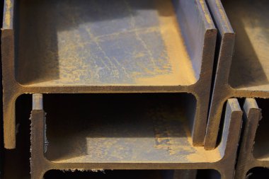 Metal profil kiriş depodaki paketlerine metal ürünleri, Rusya Federasyonu