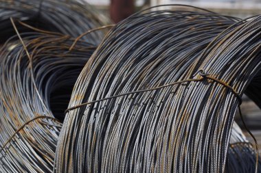 İnce metal takviye koyları metal ürünler depoda, Rusya içine yara