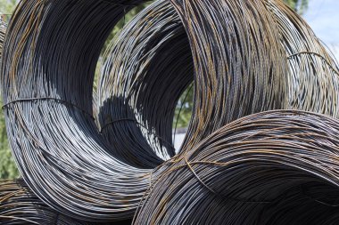 İnce metal takviye koyları metal ürünler depoda, Rusya içine yara