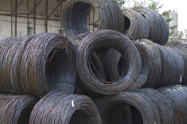 İnce metal takviye koyları metal ürünler depoda, Rusya içine yara