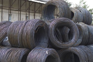 İnce metal takviye koyları metal ürünler depoda, Rusya içine yara