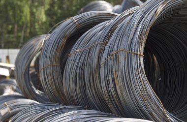 İnce metal takviye koyları metal ürünler depoda, Rusya içine yara